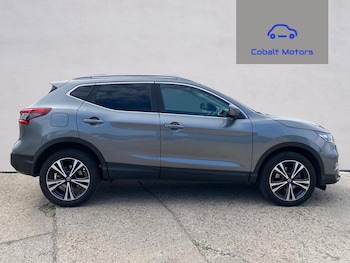 Used Nissan Qashqai 2017 for sale - 79010010: Photo