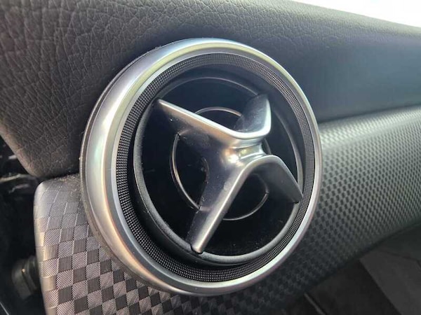 Used Mercedes-Benz A-Class 2018 for sale - 76197325: Photo 18