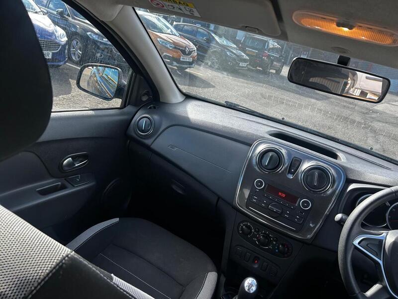 Used Dacia Sandero Stepway 2019 for sale - 77920887: Photo 19