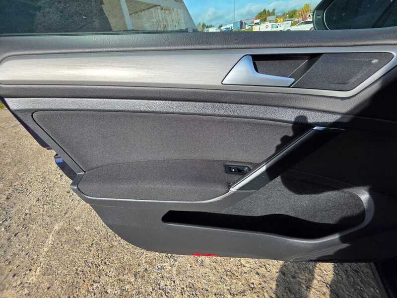 Used Volkswagen Golf 2014 for sale - 76224141: Photo 18