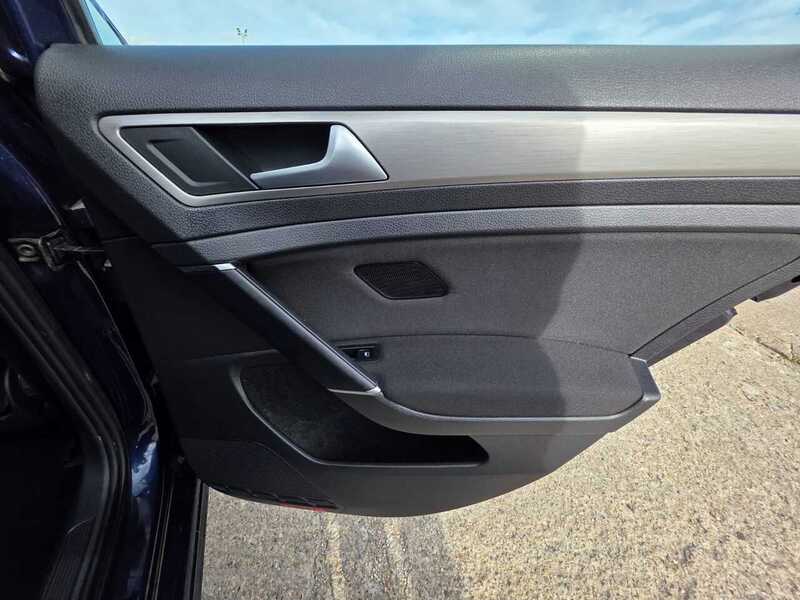 Used Volkswagen Golf 2014 for sale - 76224141: Photo 32