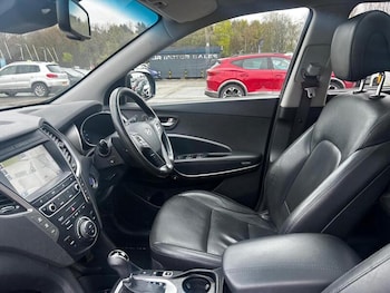 Used Hyundai Santa Fe 2016 for sale - 78224176: Photo