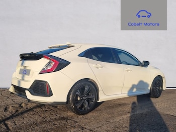 Used Honda Civic 2018 for sale - 77003354: Photo