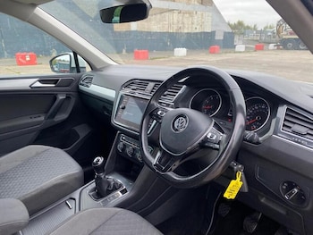 Used Volkswagen Tiguan 2018 for sale - 78341280: Photo