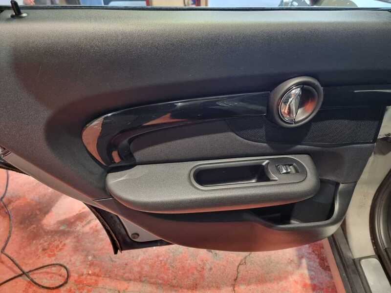 Used MINI Clubman 2017 for sale - 76896521: Photo 19