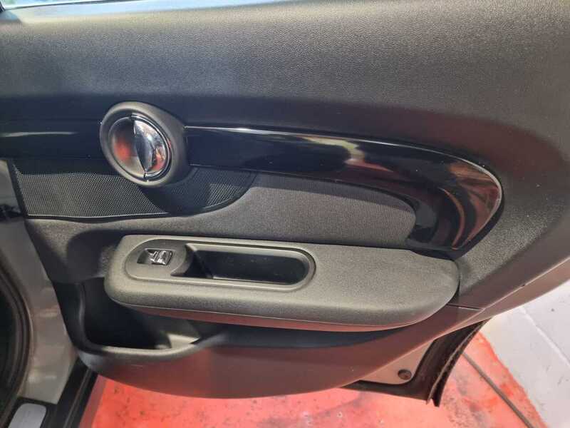 Used MINI Clubman 2017 for sale - 76896521: Photo 20