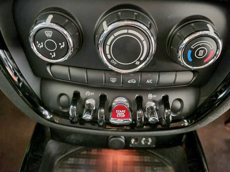 Used MINI Clubman 2017 for sale - 76896521: Photo 38