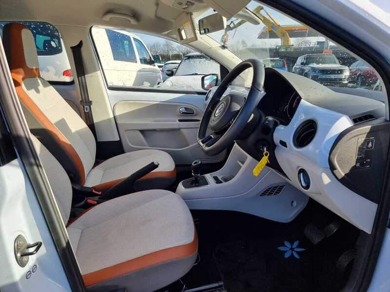 Used Volkswagen up! 2025 for sale - 76686807: Photo 9