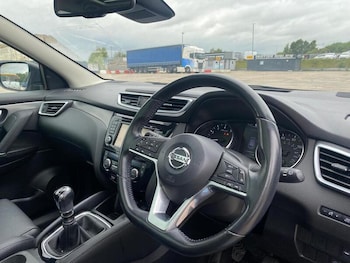 Used Nissan Qashqai 2018 for sale - 78871480: Photo