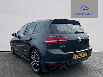 Used Volkswagen Golf 2016 for sale - 77638653: Photo