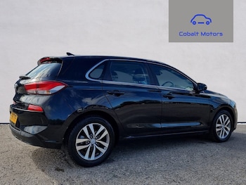 Used Hyundai i30 2018 for sale - 78715280: Photo