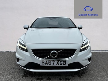 Used Volvo V40 2017 for sale - 77953510: Photo
