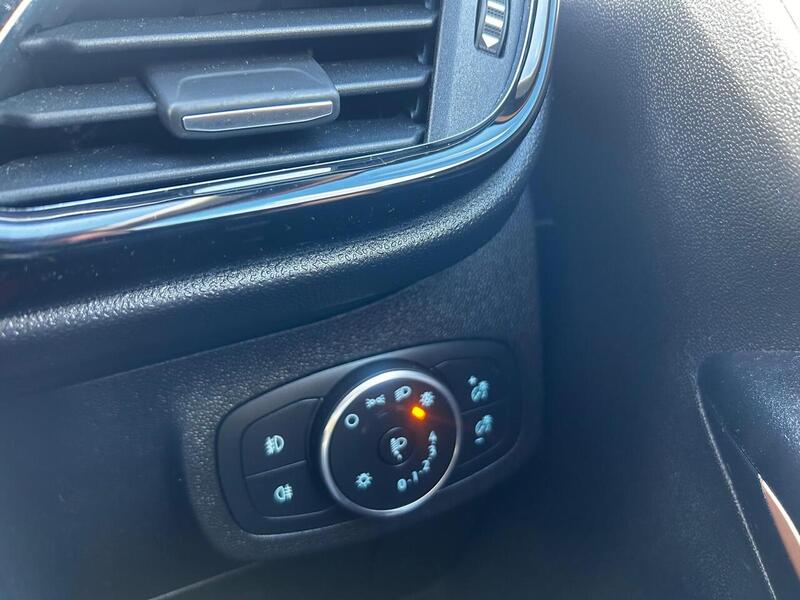 Used Ford Fiesta 2018 for sale - 78224175: Photo 27