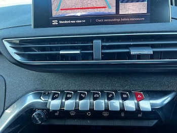 Used Peugeot 3008 2017 for sale - 78325581: Photo