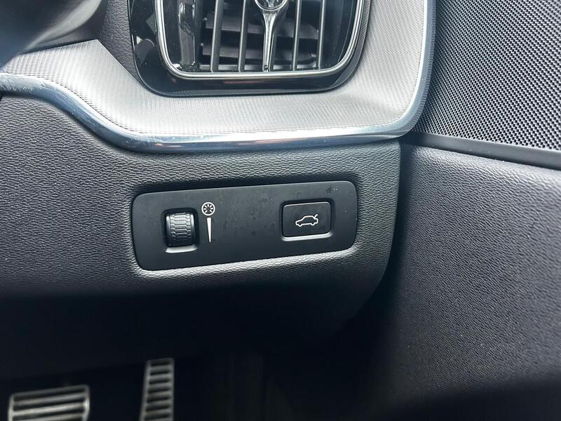 Used Volvo XC60 2018 for sale - 77517487: Photo 23