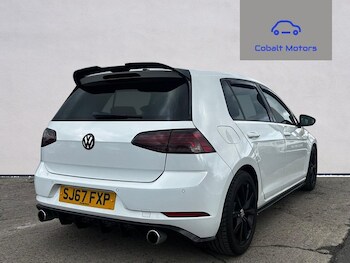 Used Volkswagen Golf 2017 for sale - 77798528: Photo