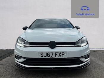 Used Volkswagen Golf 2017 for sale - 77798528: Photo