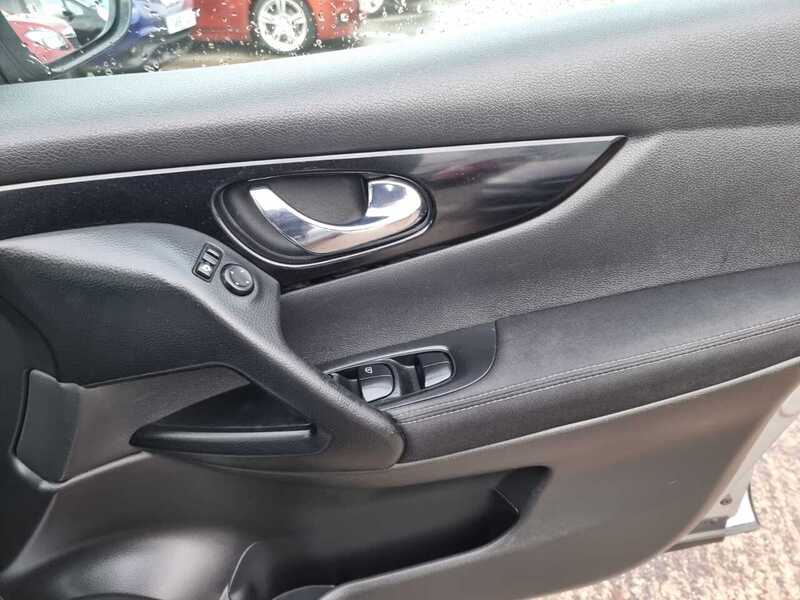 Used Nissan Qashqai 2014 for sale - 76392287: Photo 12