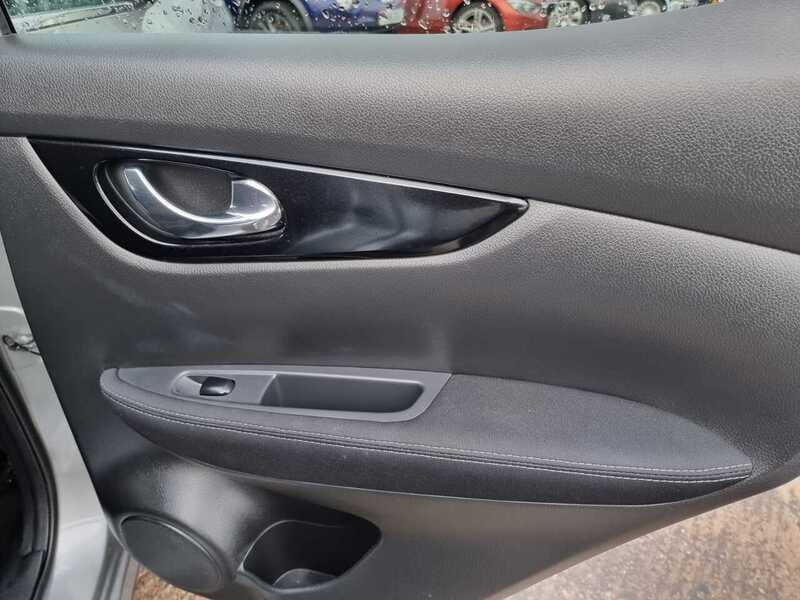 Used Nissan Qashqai 2014 for sale - 76392287: Photo 39