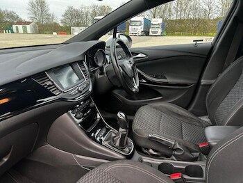 Used Vauxhall Astra 2017 for sale - 78242083: Photo