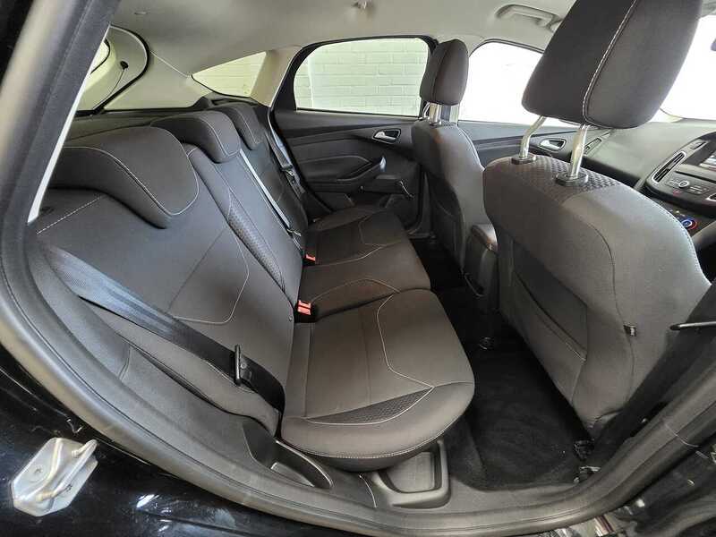Used Ford Focus 2015 for sale - 75998976: Photo 13