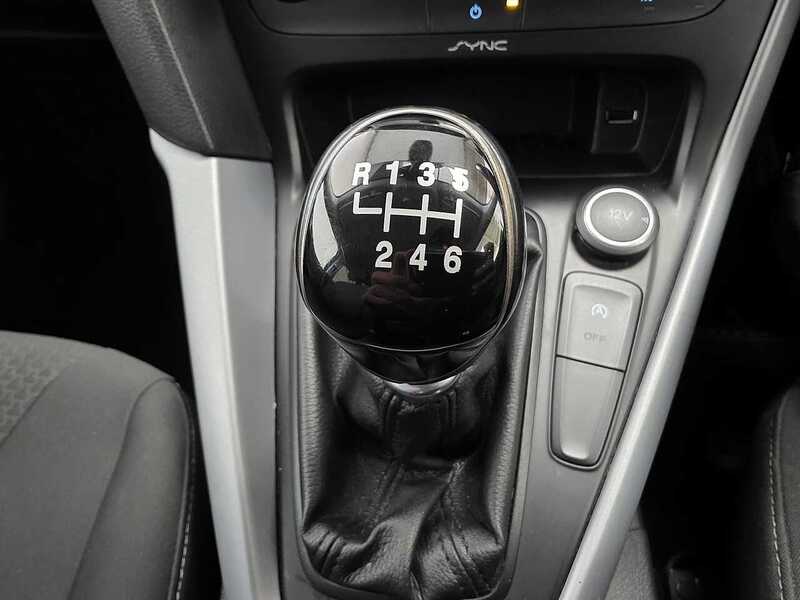 Used Ford Focus 2015 for sale - 75998976: Photo 15