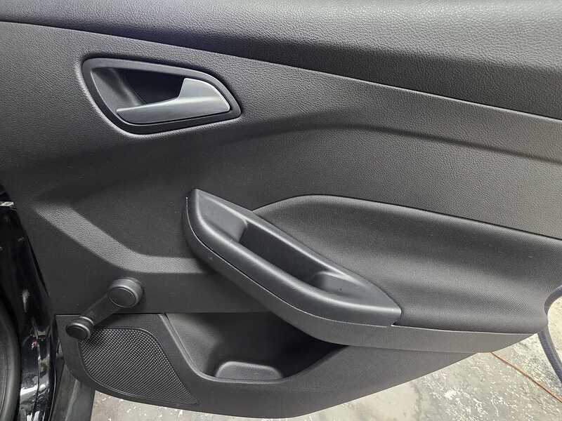 Used Ford Focus 2015 for sale - 75998976: Photo 35