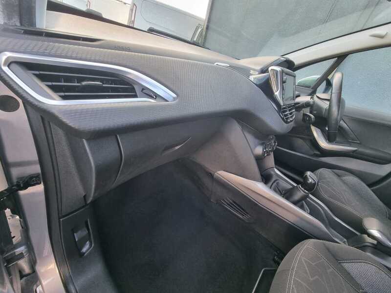 Used Peugeot 2008 2017 for sale - 76618263: Photo 18