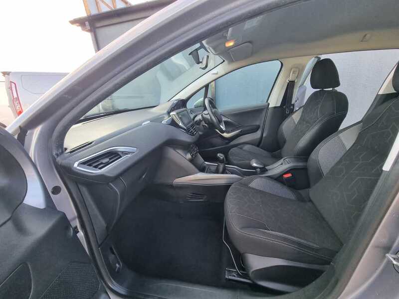 Used Peugeot 2008 2017 for sale - 76618263: Photo 20