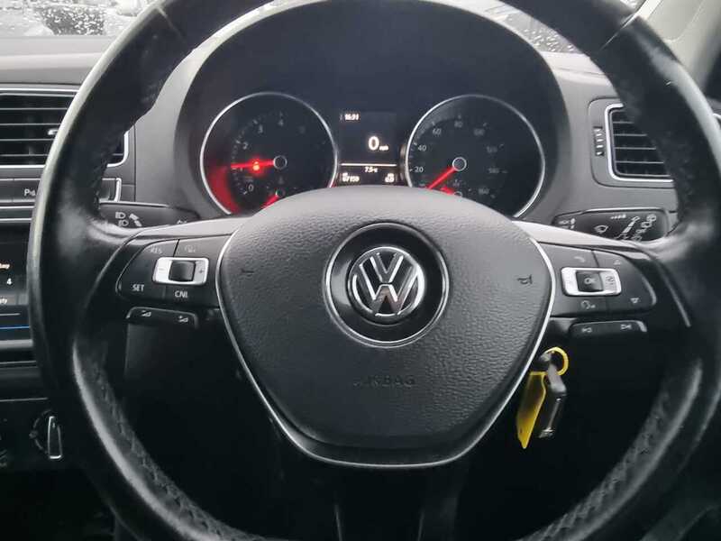 Used Volkswagen Polo 2017 for sale - 76334113: Photo 24