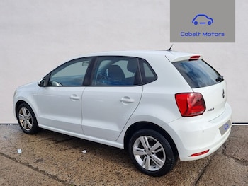Used Volkswagen Polo 2017 for sale - 76334113: Photo