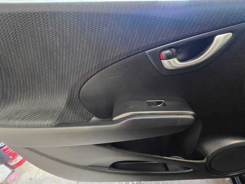 Used Honda Jazz 2014 for sale - 76403244: Photo 23