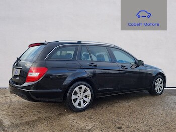 Used Mercedes-Benz C Class 2014 for sale - 77356871: Photo