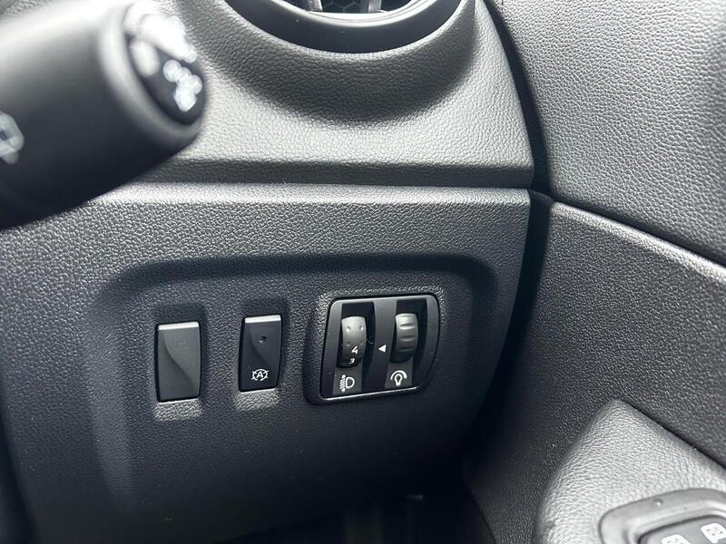 Used Renault Captur 2018 for sale - 77555858: Photo 24