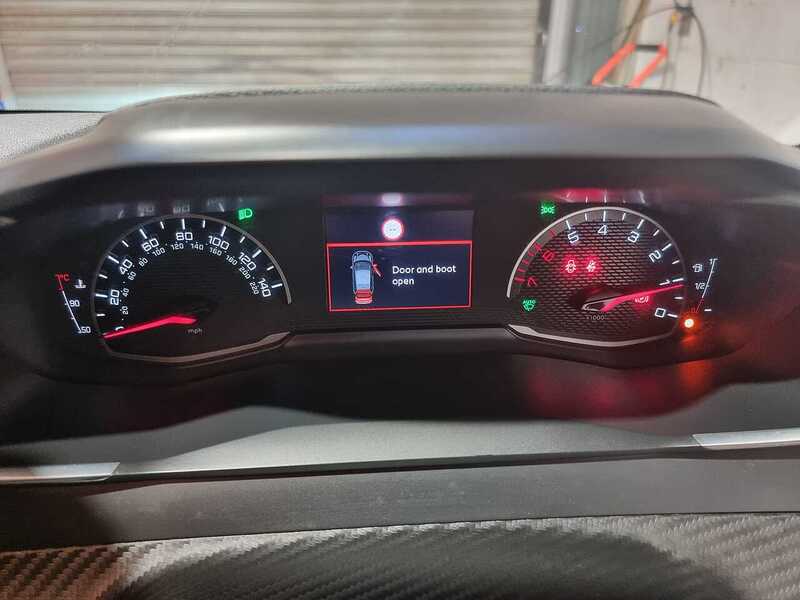 Used Peugeot 208 2021 for sale - 76821345: Photo 29