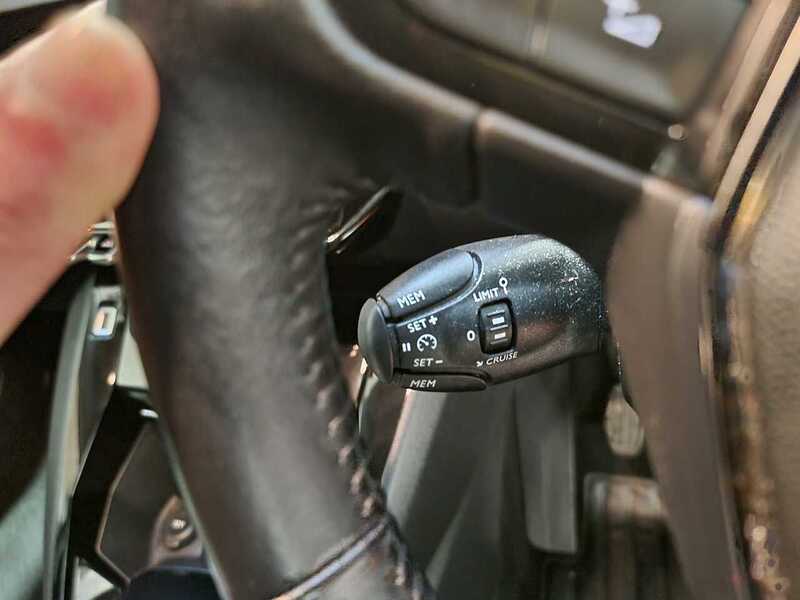 Used Peugeot 208 2021 for sale - 76821345: Photo 36