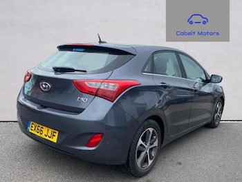 Used Hyundai i30 2016 for sale - 79435950: Photo