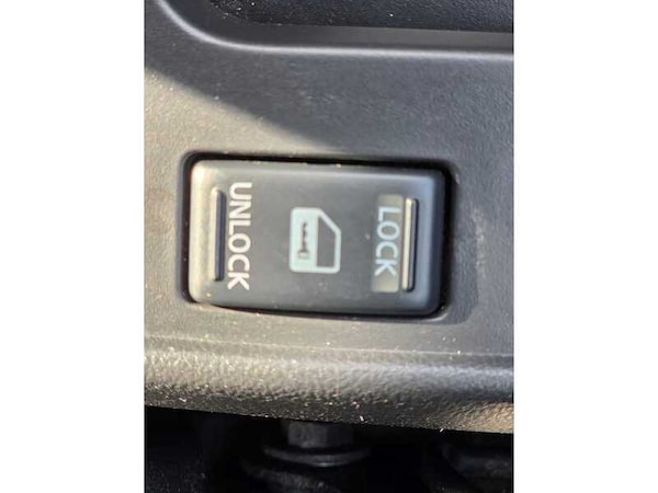 Used Nissan Micra 2016 for sale - 76219780: Photo 22