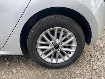 Used Kia Rio 2019 for sale - 79381082: Photo