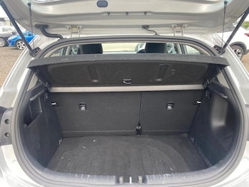 Used Kia Rio 2019 for sale - 79381082: Photo