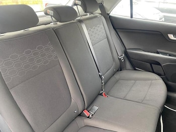 Used Kia Rio 2019 for sale - 79381082: Photo