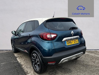 Used Renault Captur 2017 for sale - 77760600: Photo