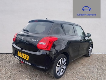Used Suzuki Swift 2019 for sale - 79490437: Photo