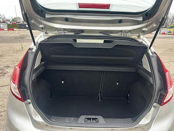 Used Ford Fiesta 2017 for sale - 78163201: Photo