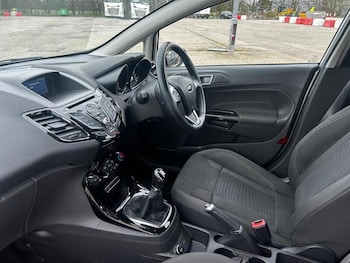 Used Ford Fiesta 2017 for sale - 78163201: Photo