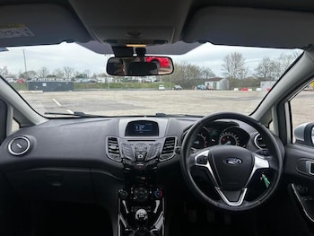 Used Ford Fiesta 2017 for sale - 78163201: Photo