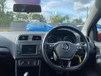Used Volkswagen Polo 2015 for sale - 79840767: Photo