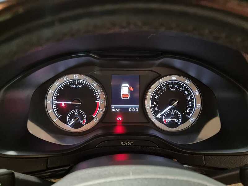 Used Skoda Karoq 2018 for sale - 77282347: Photo 25