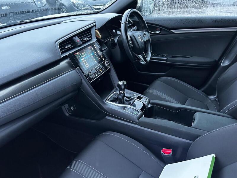 Used Honda Civic 2018 for sale - 77508147: Photo 14