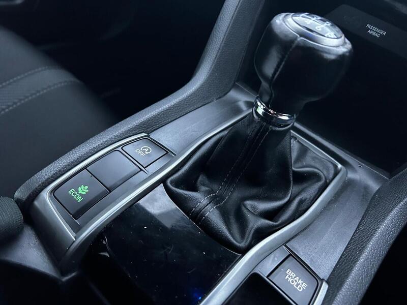 Used Honda Civic 2018 for sale - 77508147: Photo 21